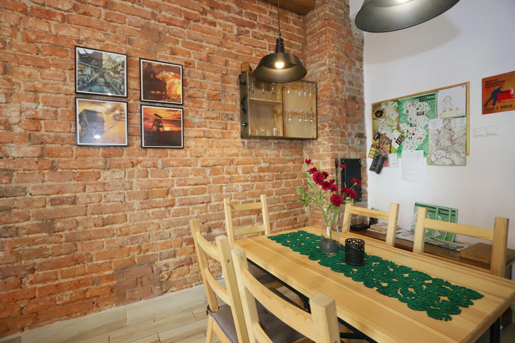 Apartament Gwarek ヴァウブジフ エクステリア 写真